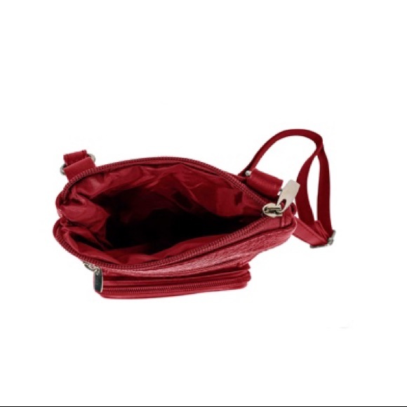 Super Soft Leather Plus Size Crossbody - Picture 4 of 6